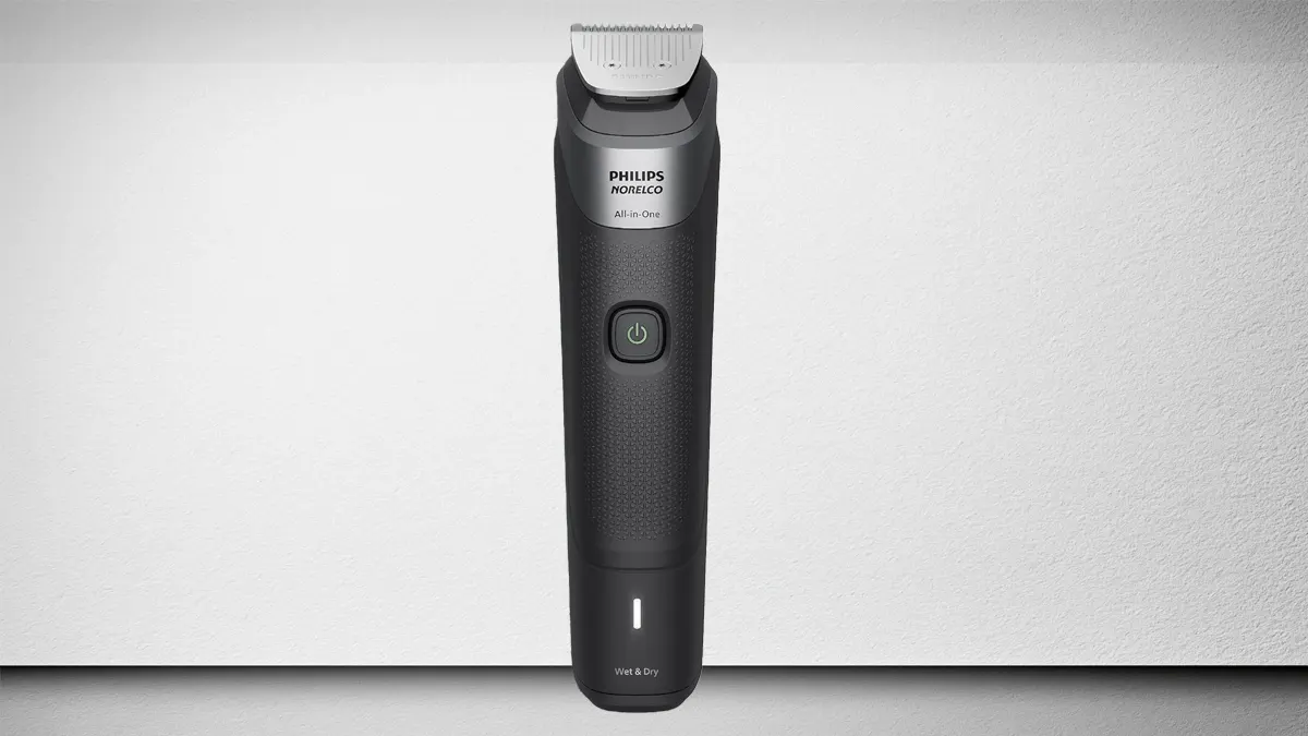 Beard trimmer for a healthy summer beard